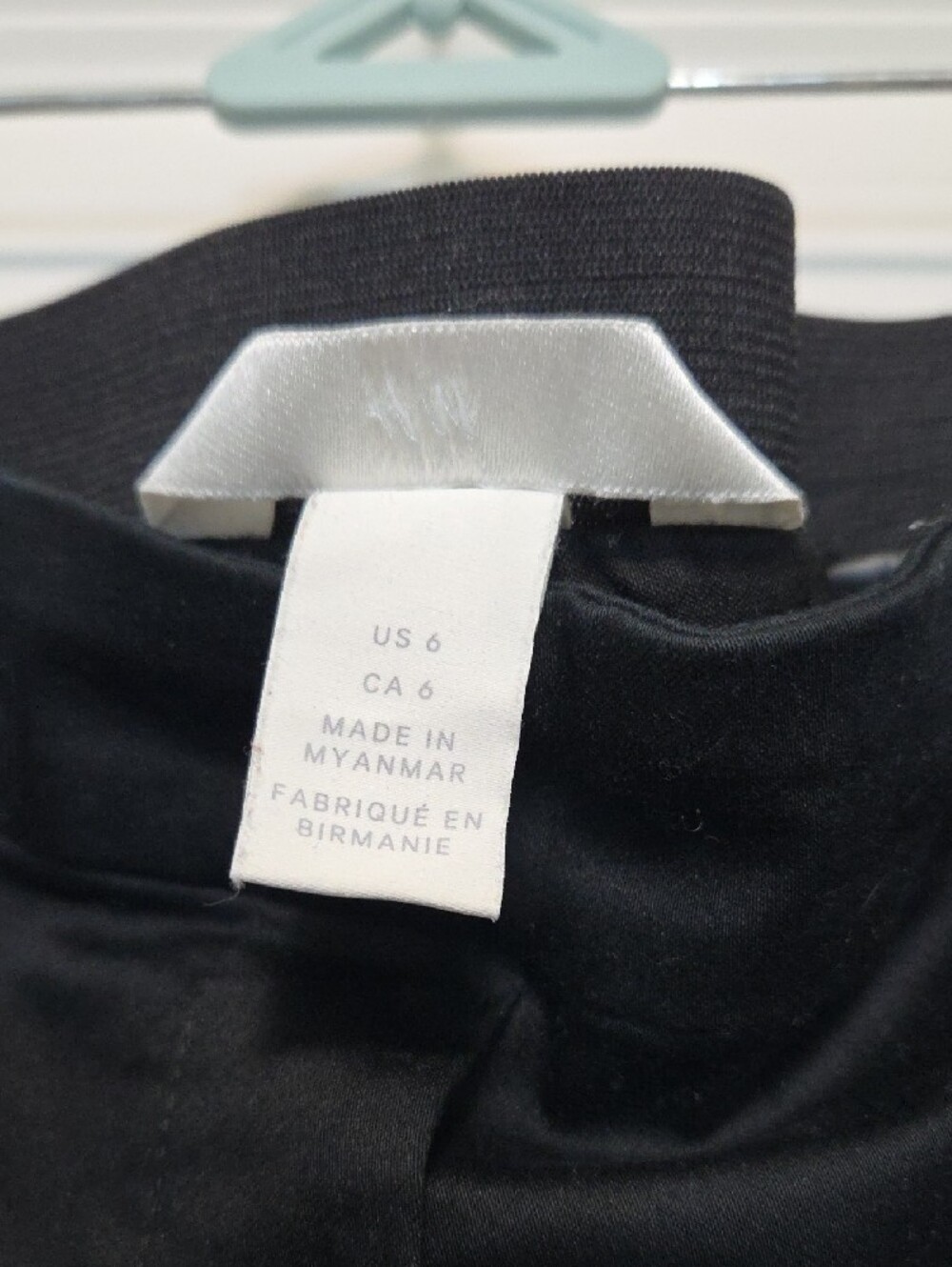 H&M Black High-Waist Tapered Trousers - Picture 2 of 4
